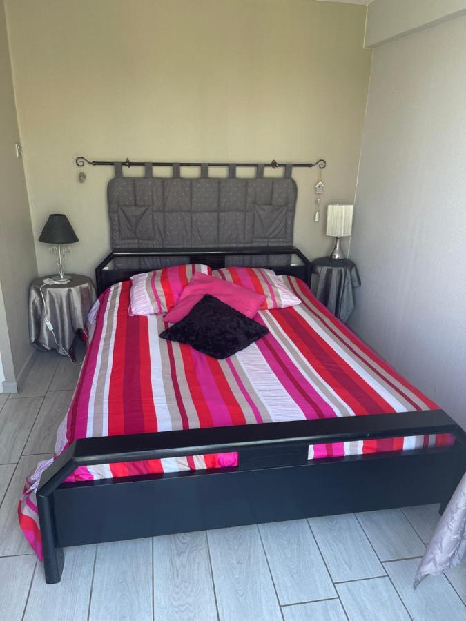Chambre Chez L'Habitant Orthez Exteriér fotografie